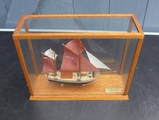 Vintage  Besan-Ewer  Maria H F