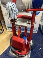 Kleinkinder Putzwagen