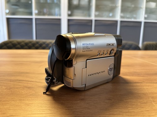 Sony handycam dcr - sony,