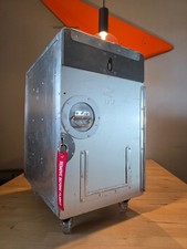 LTU, Flugzeugtrolley, Bord