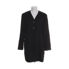 Minx by Eva Lutz, Mantel