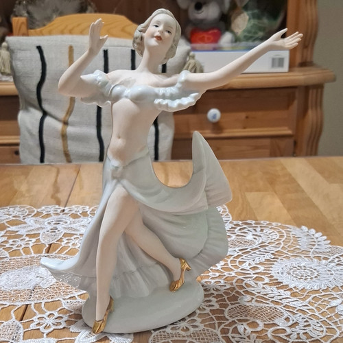 Porzellanfigur