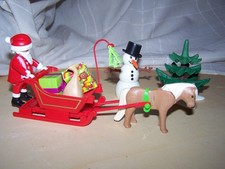 Playmobil Weihnachtsmann, Ponyschlitten, Schneemann, Tanne