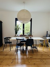 KREATIVER Esstisch aus alter Tür