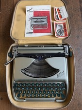 Reiseschreibmaschine Brillant