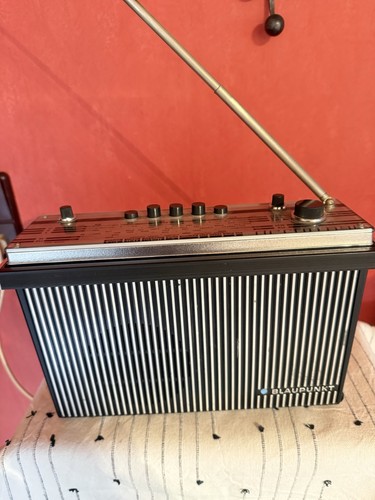 Radio altes kofferradio - radio,