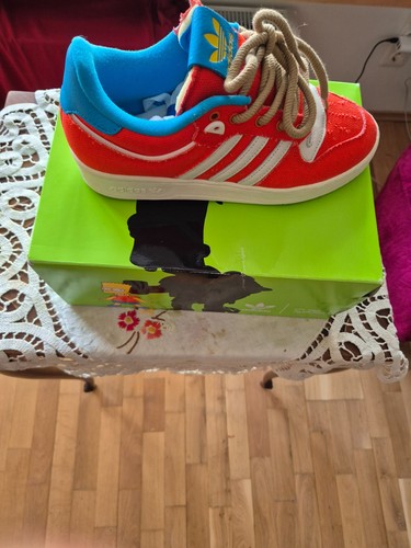 Adidas rivalry low - low, 86