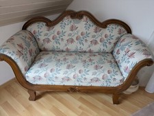 Schöne Zwei Sitzer Couch / Sofa / Lounges Top Zustand 