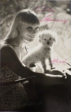 Elke Sommer signiert Karte