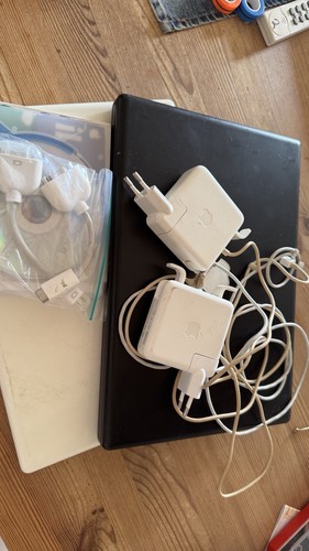 Apple mac book 2007 08 - mac,