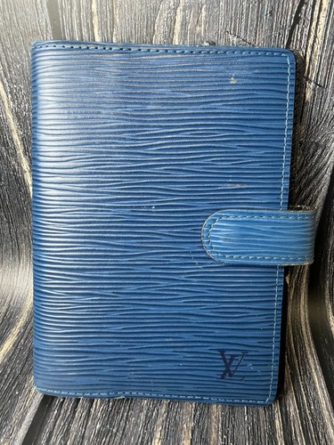 Louis vuitton agenda epi - louis,