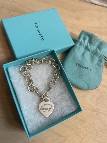 Tiffany armband return - &,