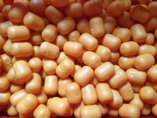 100 leere Ü-Ei Kapseln