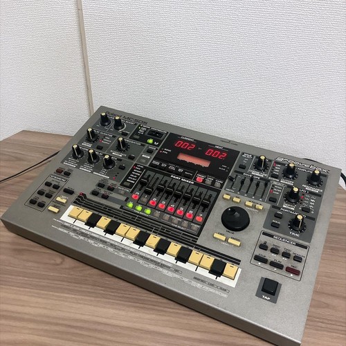 Roland 505 groove box - groove,