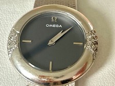 OMEGA DAMENUHR mit DIAMANTEN