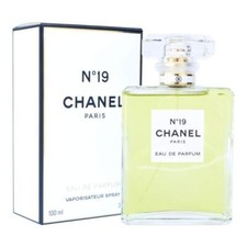 CHANEL N° 19 Eau de Parfum