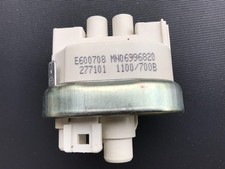  Miele Druckschalter für Geschirrspüler, Mat.-Nr. 6996820, gebraucht