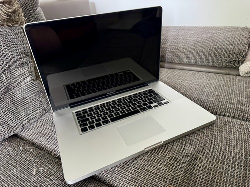 Macbook pro ἀkku - pro, 17