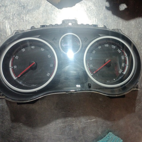 Tacho opel corsa - opel,