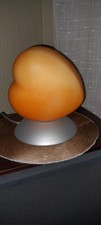 Tischlampe in Herzform. Vintage