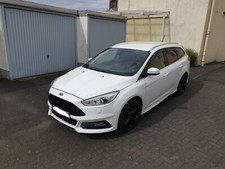 Ford Focus Titanium-Sport ST-LOOK