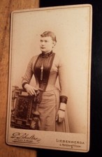 standing young woman/CDV P