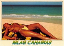 nackte Frau am Strand Canaren