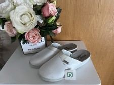 Casa Mia Damen Hausschuhe ~ Gr. 38 ~ Clogs ~ weiß ~ Schlappen ~ Medizinsch NEU