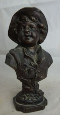 antike Metallfigur Knabe