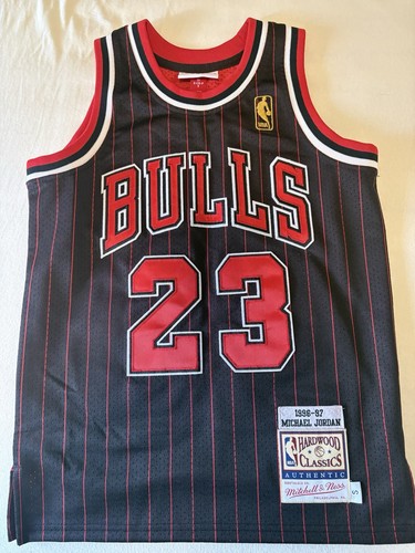 Mitchell ness authentic - &,