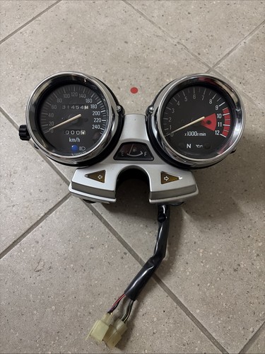 Zephyr 1100 cockpit - 1100,