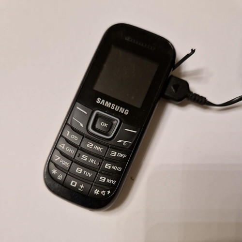 Samsung 1200 i - 1200,