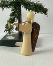 2263/25 Grosser 10cm ENGEL nach Max Dittmann aus dem Erzgebirge