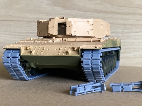 Pre assembled tracks for - 1:35,