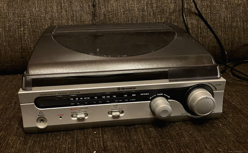 Roadstar amplified turntable - amplified,