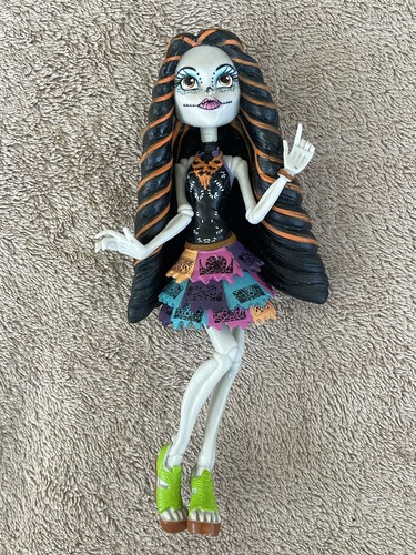 Monster high puppe skelita - monster,