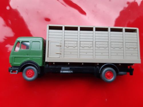 Viehtransporter lkw von wiking - viehtransporter,