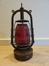 antike Petroleumlampe mit