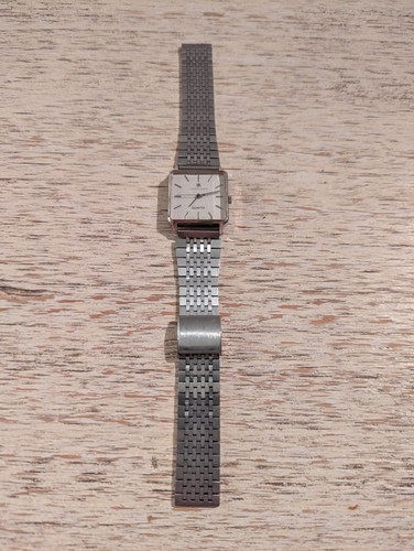 Vintage armbanduhr der marke - vintage-armbanduhr,