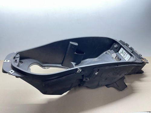Piaggio beverly 125 helmfach - piaggio,