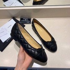 Chanel Ballerinas CC Logo –