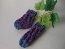 Puppensocken Spiralsocken NEU gestrickt handgestrickt Fuß ca. 5-6cm ungedehnt