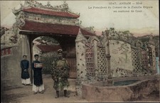 Ak Hue Annam Vietnam, Le