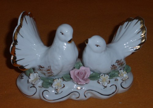 Hochzeitstauben brautpaar - hochzeitstauben,