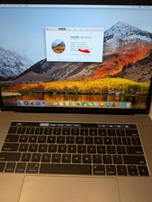 MacBook Pro 15" (2017) - i7 -