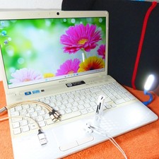 Sony Vaio EH WEISS 15 Zoll HD l 16GB RAM NEU l 1TB SSD Windows 11 l CORE i3 HDMI