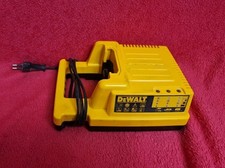 Dewalt D9000 36V Ladegerät Akku 