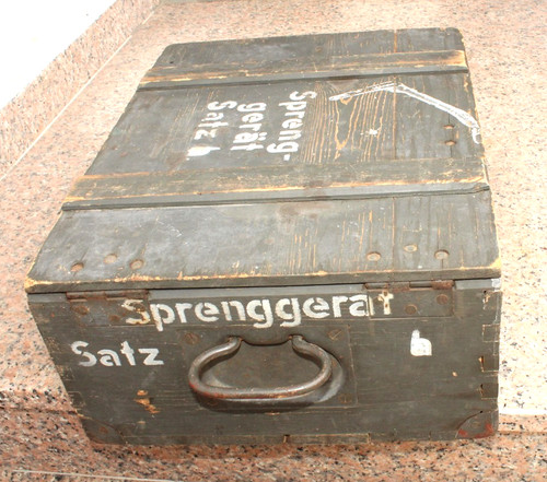 Sprenggerät satz b - satz, a