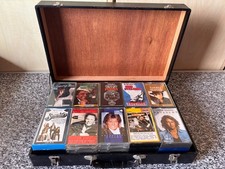 MUSIKKASSETTEN KOFFER FÜR GENAU 50 MC AUFBEWAHRUNG OHNE INHALT SIEHE BILD se alt