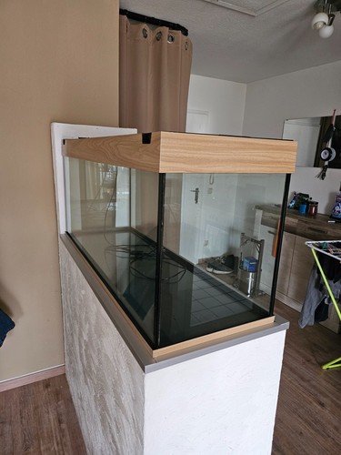 240 liter aquarium komplettes - 240,